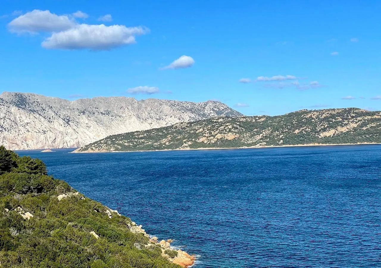 شقة San Teodoro Punta Est Delizioso Monolocale Vista Mare سان تيودورو