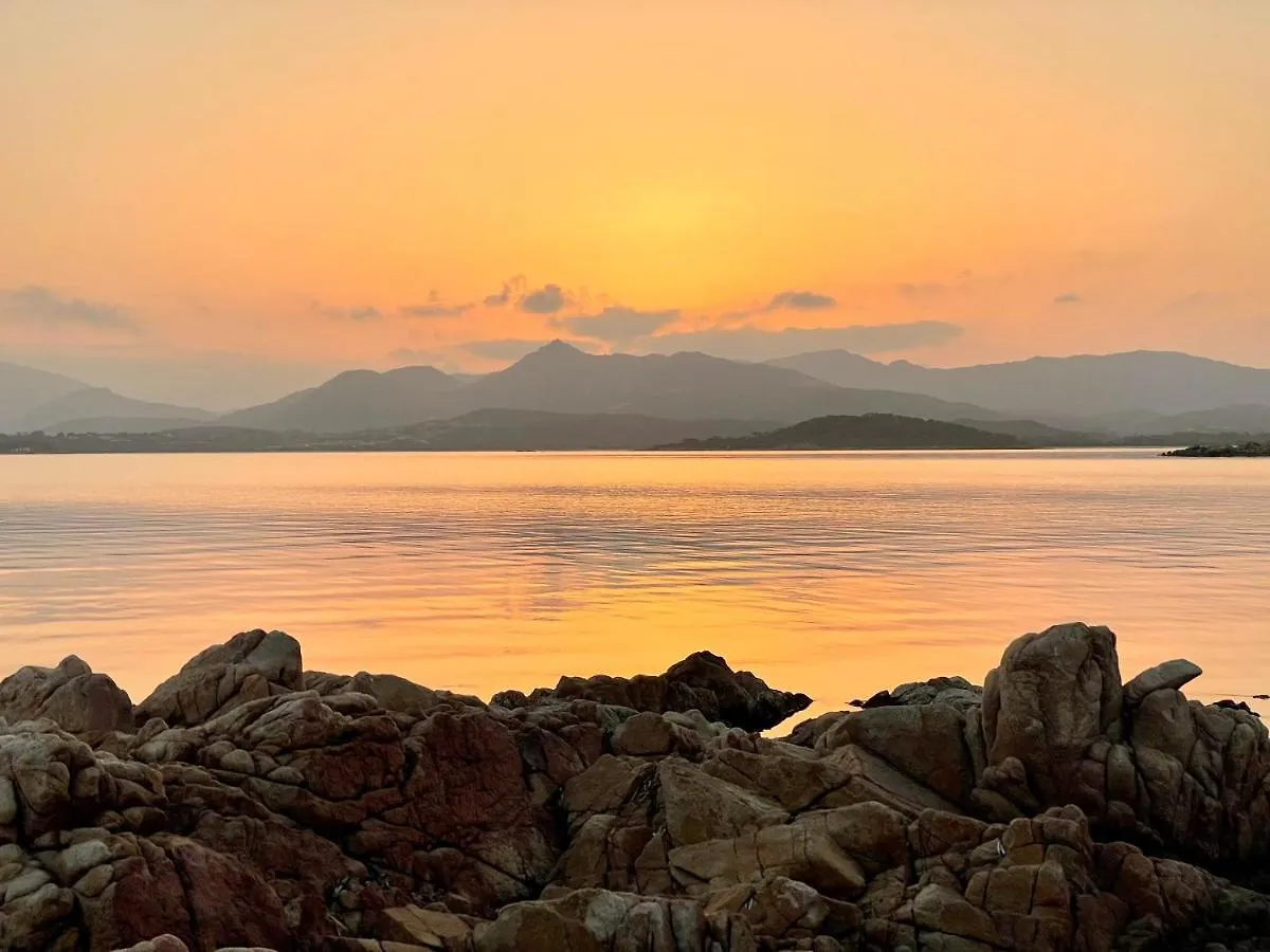 شقة San Teodoro Punta Est Delizioso Monolocale Vista Mare  سان تيودورو